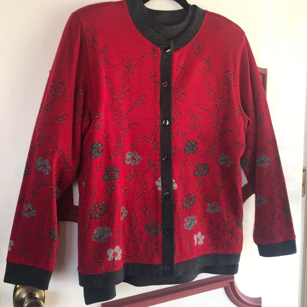 Cathy Daniels Twin-Set Size: Medium - image 1